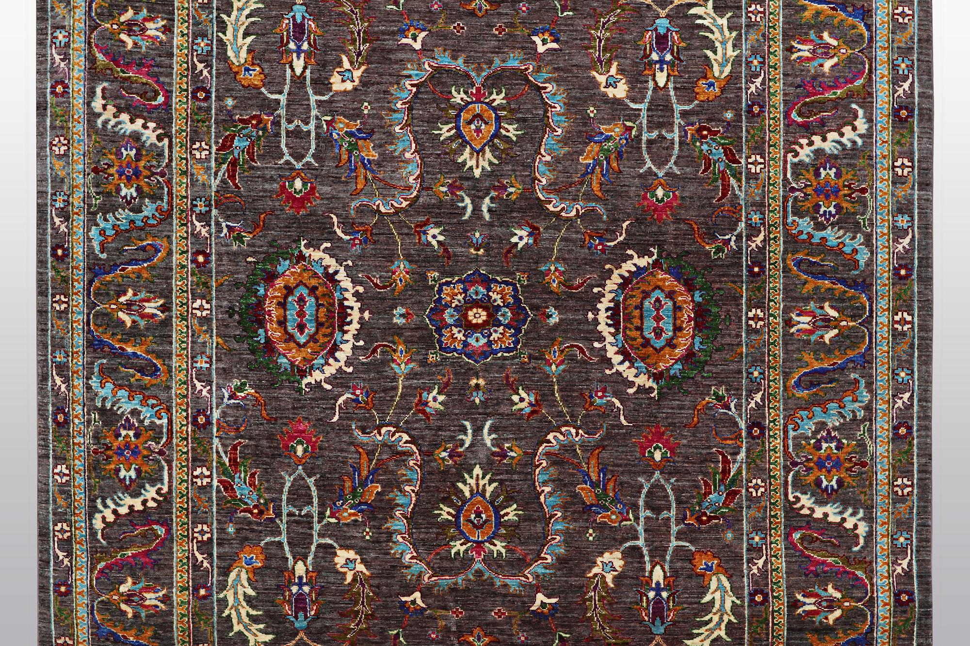 A carpet Zeigler design, ca 305 x 208 cm.
