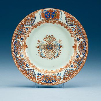 1756. An Armorial dinner plate with the Swedish arms of Ribbing-Piper, Qing dynasty, Qianlong (1736-95).
