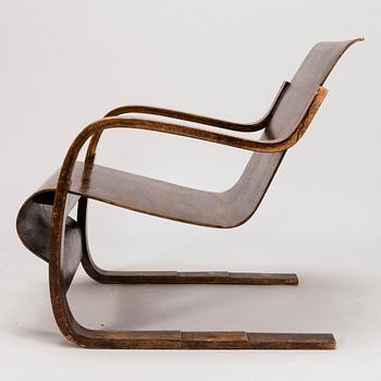 Alvar Aalto, A 1932-1934 'Paimio' armchair for O.Y. Huonekalu-ja Rakennustyötehdas A.B. Finland.