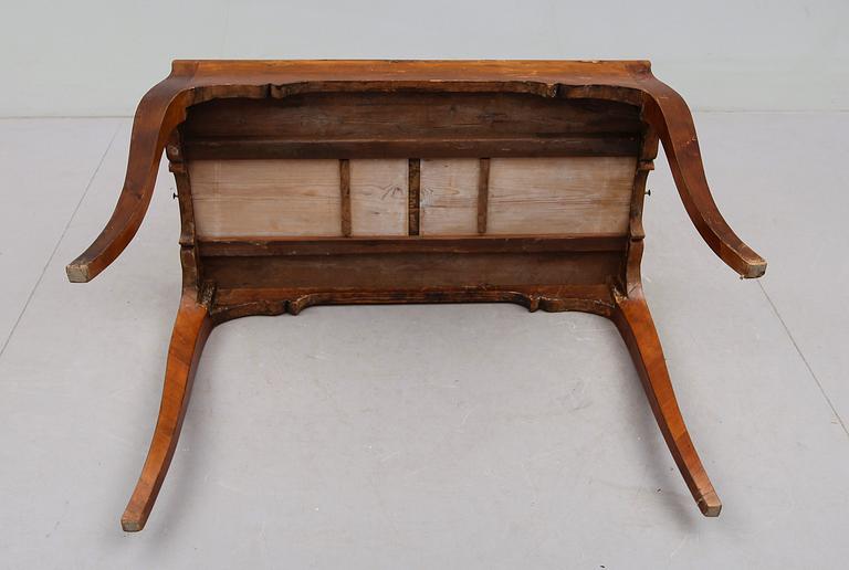 SPELBORD, rokoko, 1700-tal.