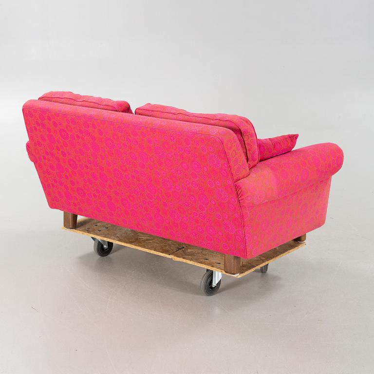 A sofa attributed to Inge Andersson for Bröderna Andersson from the second half of the 20th century.