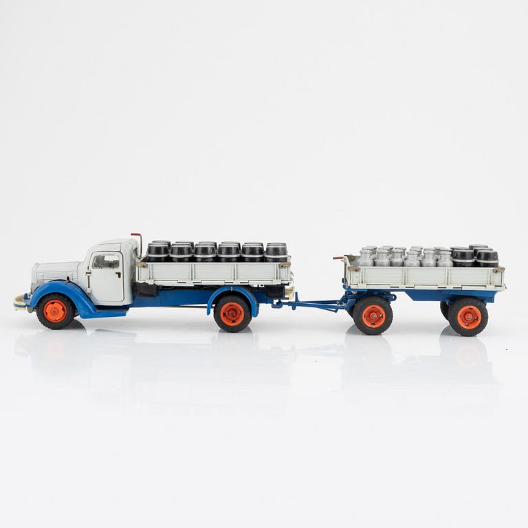 A toy truck with trailer from Hausser Germany, mid 1900's.