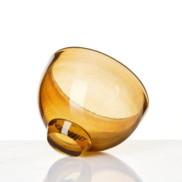 Sven Palmqvist, fyra delar, glas, Kraka, Orrefors 1940-50-tal, nr 34, 170, 359 samt en osignerad.