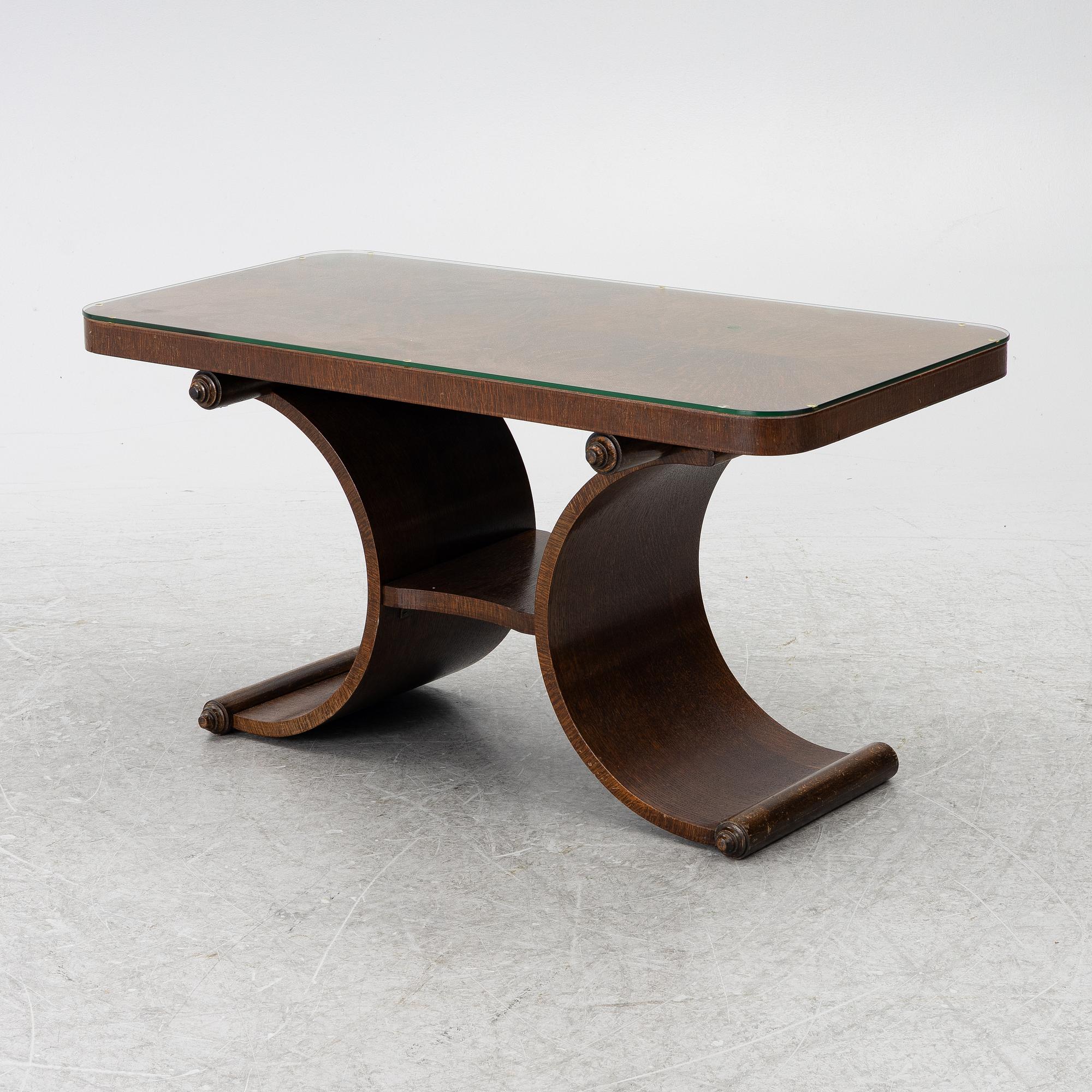 A coffee table, Art Deco style, modern manufacture.