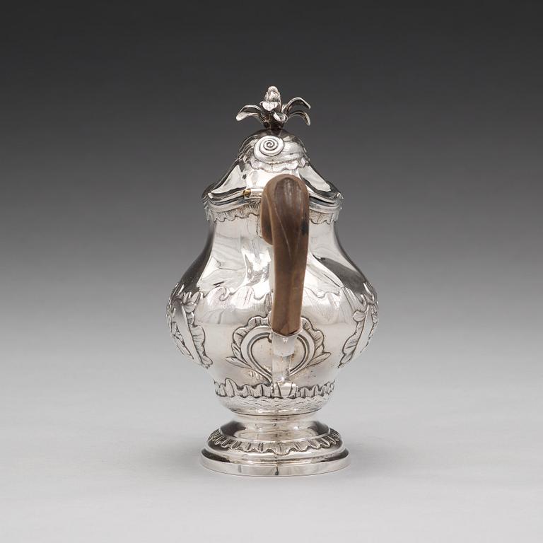 A Swedish 18th century silver tea-pot, mark of Magnus Myhrman, Åmål 1777.