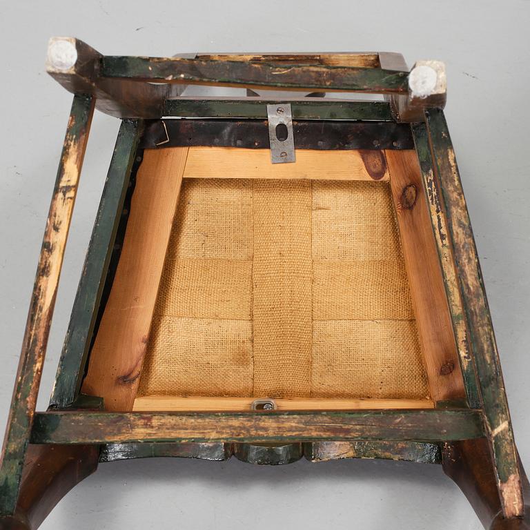 STOLAR, ett par, senbarock, 1700-tal.