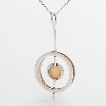 Elis Kauppi, pendant, silver, Kupittaan Kulta, Turku. With a sterling silver chain.