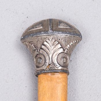 PARASOLL, tyg, trä och metall. 1900-talets första hälft.