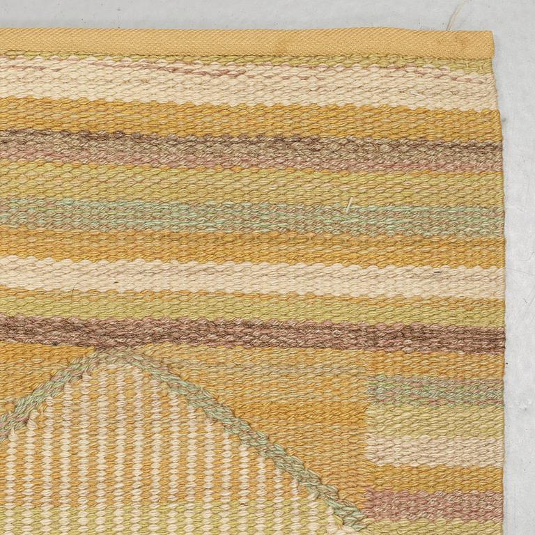 Barbro Nilsson, CARPET. "Spättan gul". Flat weave. 353,5 x 253 cm. Signed AB MMF BN.