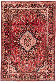 Rug, Hamadan, approx. 330 x 223 cm.
