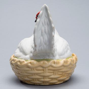ÄGGÖMMA, porslin, 1900-talets början.