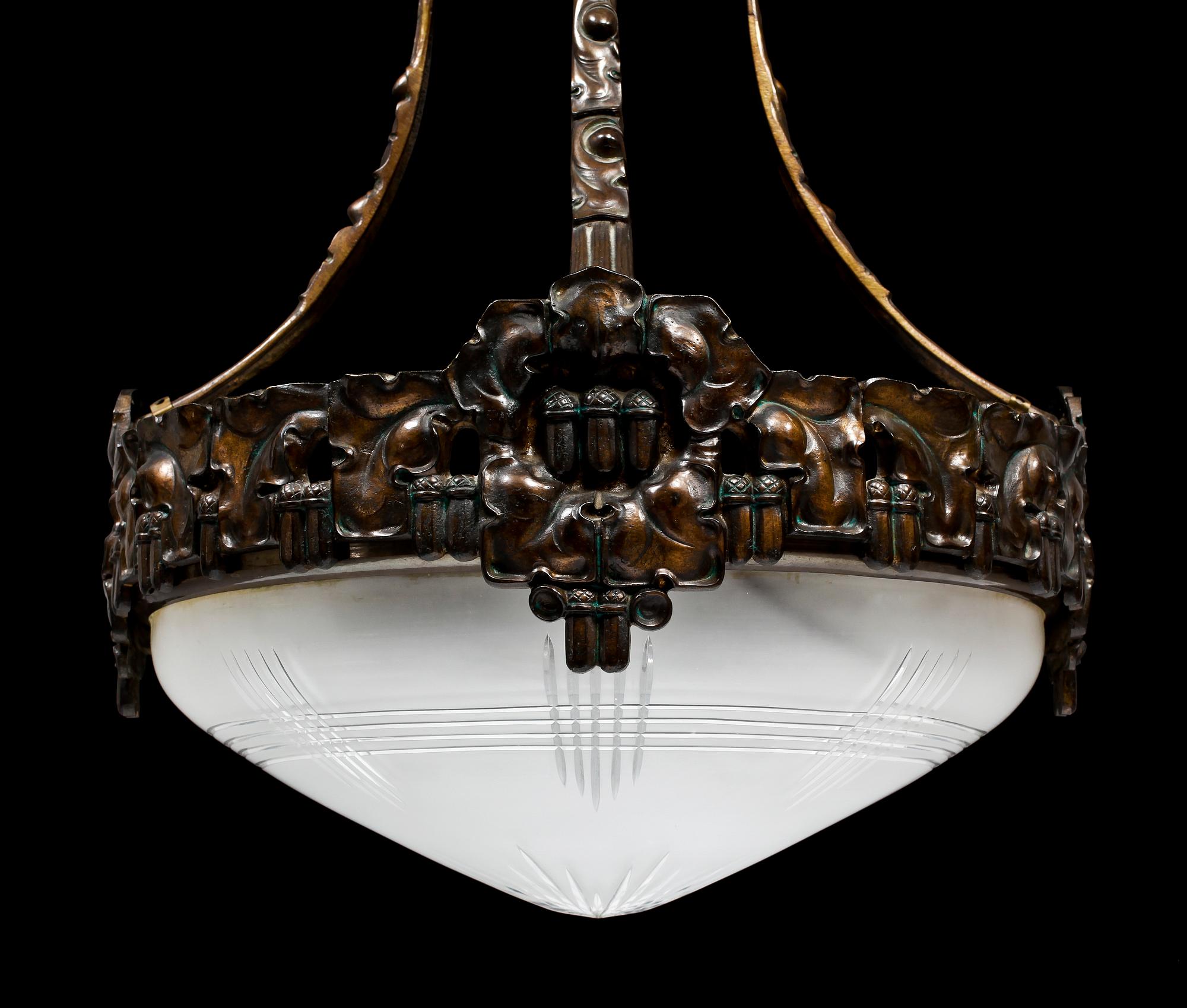 TAKLAMPA, sannolikt Böhlmarks Lampfabrik, jugend, 1910/20-tal. H 90.