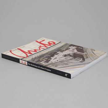 CHRISTO & JEANNE-CLAUDE, book, "Der Reichstag und urbane Projekte, signed.