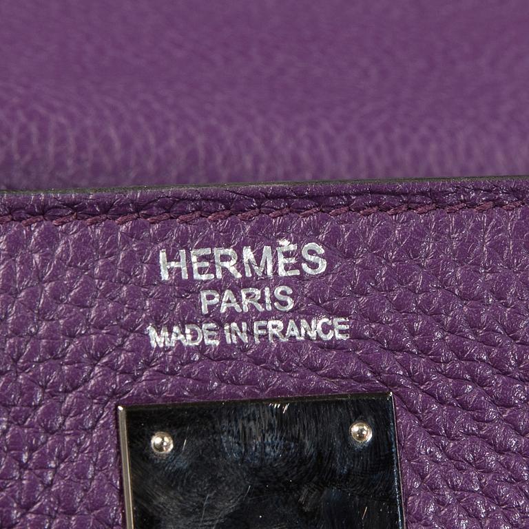 A bag "Kelly 35", by Hermes.