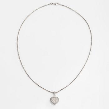 An 18K white gold necklace, and heartpendant with pavé-set diamonds totalling approx. 1.06 ct.