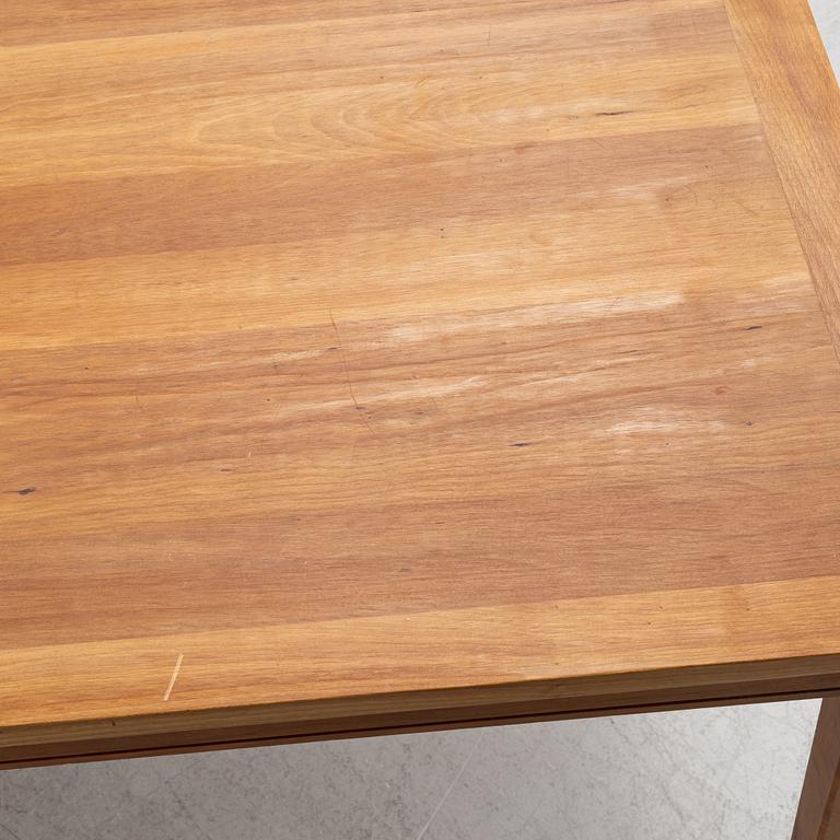 Anika Reuterswärd, matbord, "Gustav", Fogia, samt stolar, 8 st, Homeline.