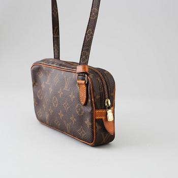 LOUIS VUITTON, 'Marly Bandouliere'.