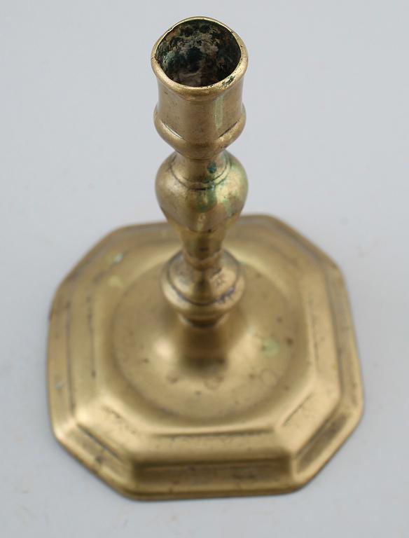 LJUSSTAKE, mässing, 1700-tal.