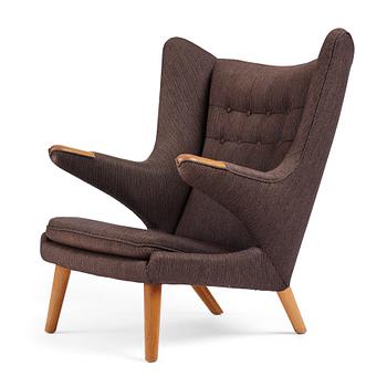 Hans J. Wegner, fåtölj "Bamse", AP-stolen, Danmark, 1960-70-tal. Modellen formgiven år 1952.