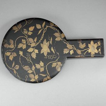 HANDSPEGEL, Japan. 1900-tal.