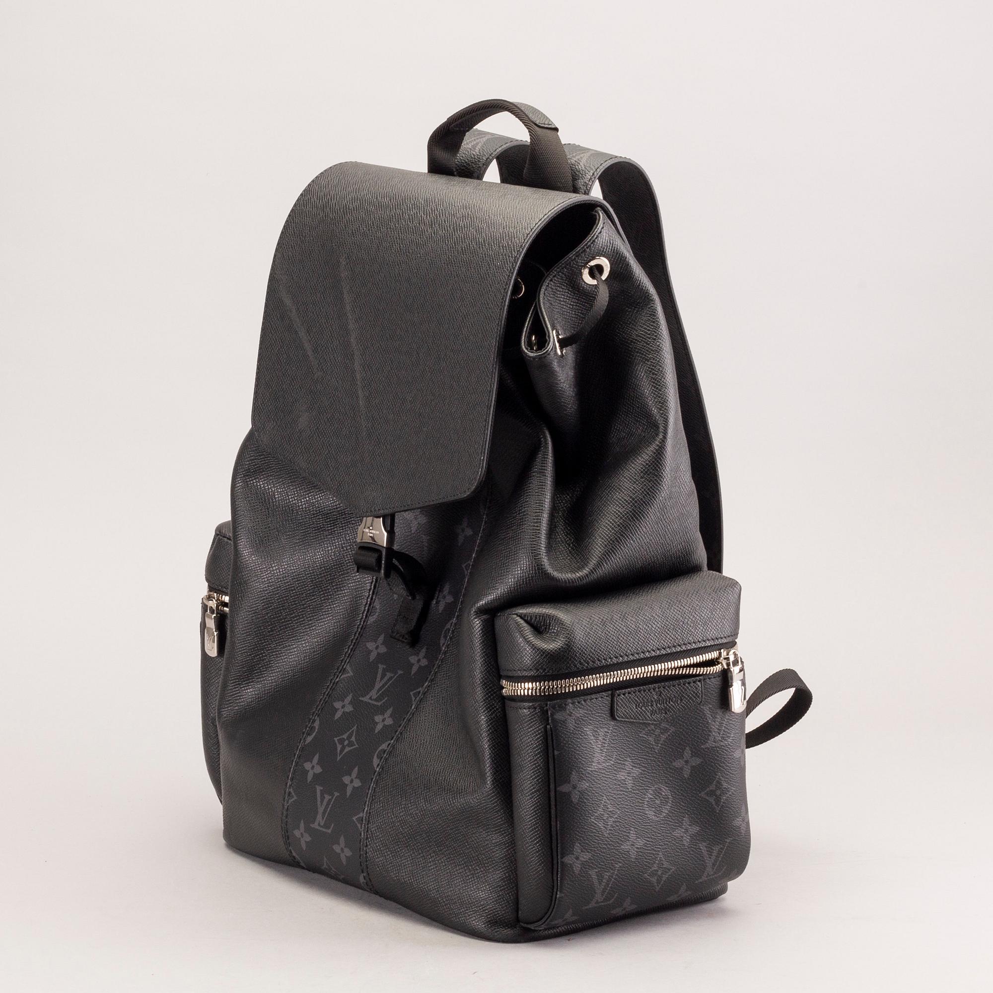 LOUIS VUITTON, "Outdoor Backpack" M30417. 2020.