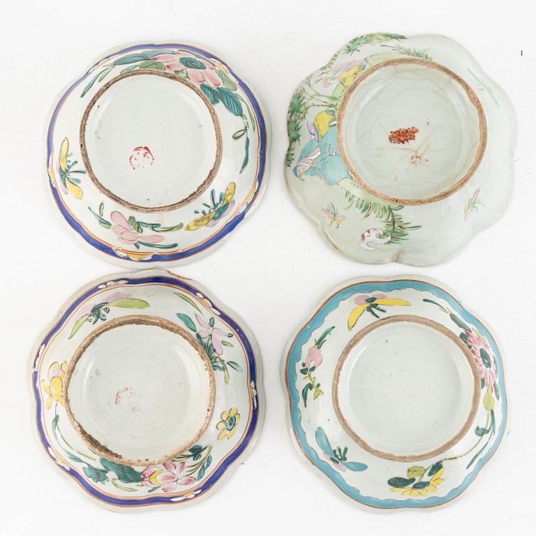 A set of four Chinese porcelain bowls, late 19th Century.