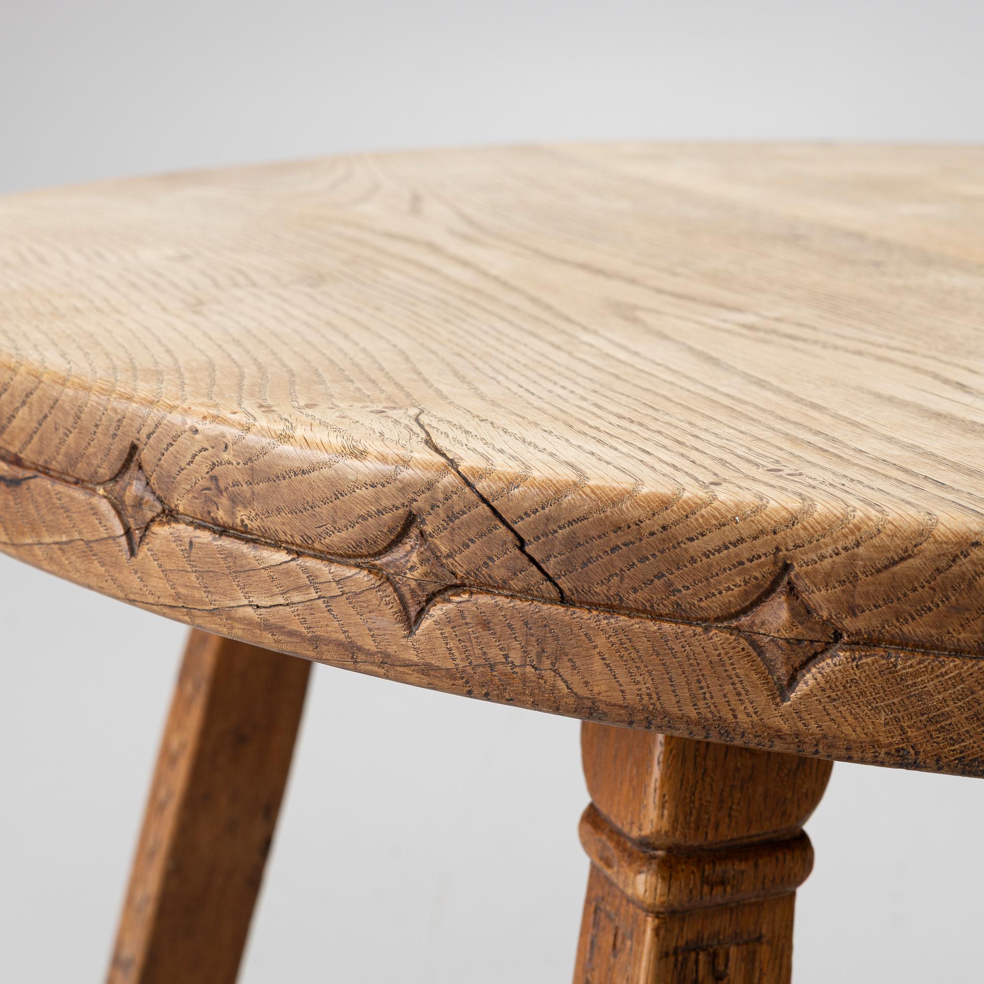 Side table, first half of the 20th century.
