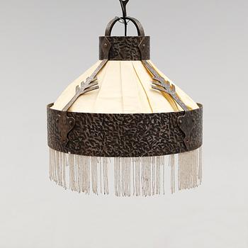 TAKLAMPA, smide, jugend, omkring år 1900. Höjd ca 50 cm.