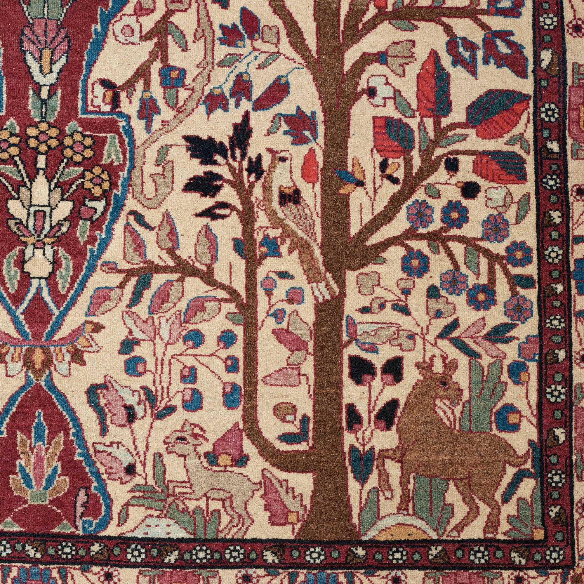RUG. Semi-antique Teheran. 211,5 x 142,5 cm.