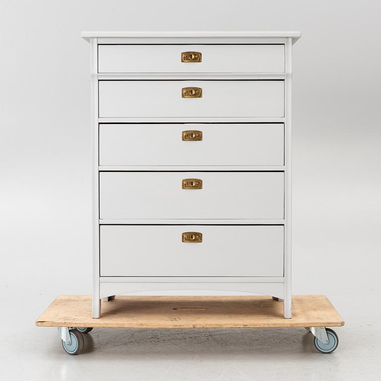 Chest of drawers, first half of the 20th century.