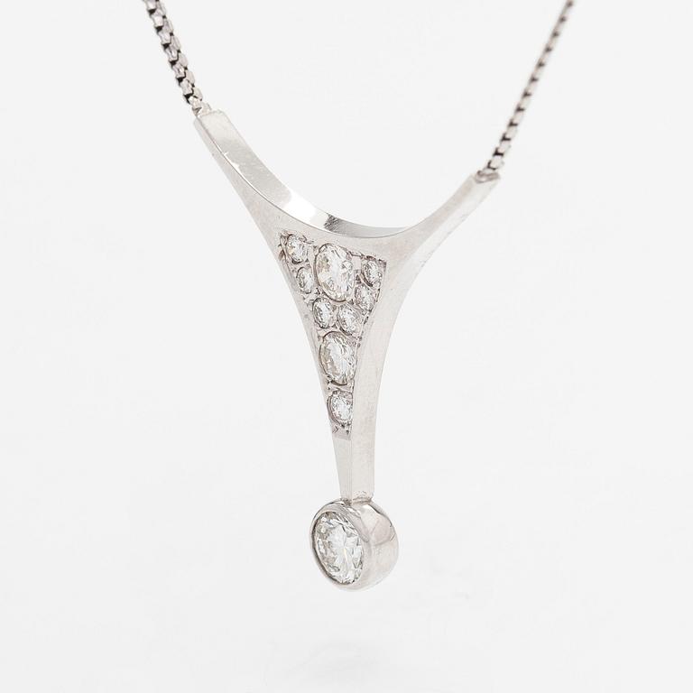 A 14K white gold necklace, brilliant-cut diamonds totalling approx 1.37 ct. Finnish import hallmarks 1988.