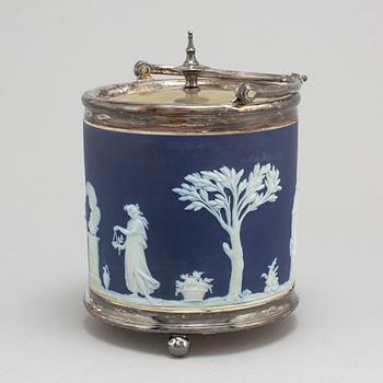 ISHINK, jasperware och metall, Wedgwood, 1900-talets början.