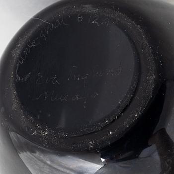 Eva Englund, a graal glass vase, Muraya 1991.