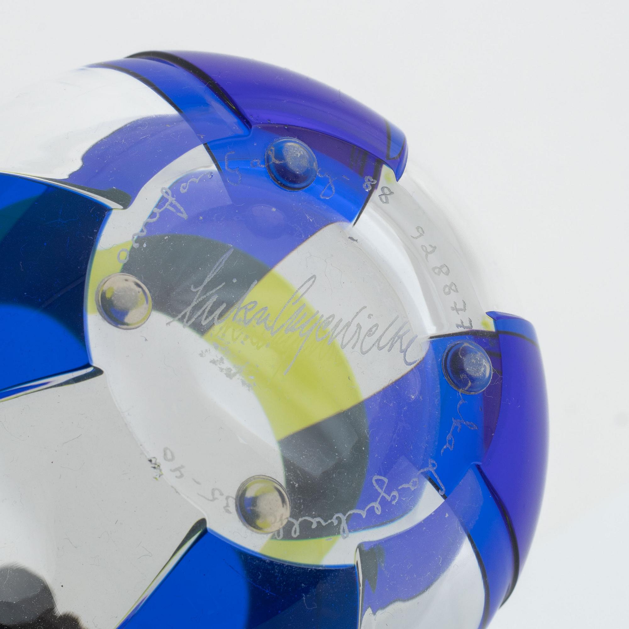 Erika Lagerbielke, skålar, två st, "Sienna Klar" och "Sienna blå", Orrefors Gallery, signerad, 1988.