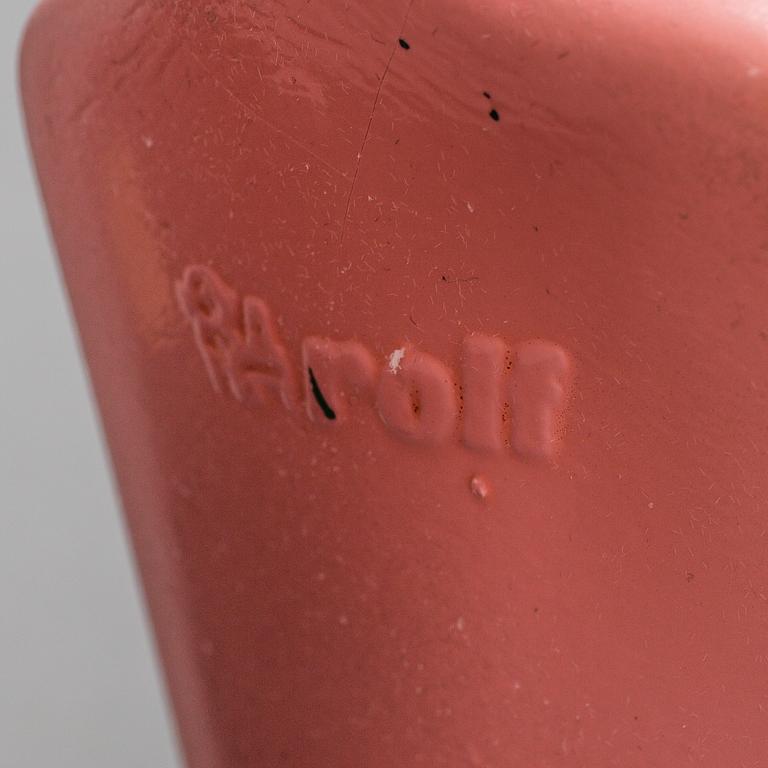 A snowman made by JoAnn Tan Studio for NK 2016.