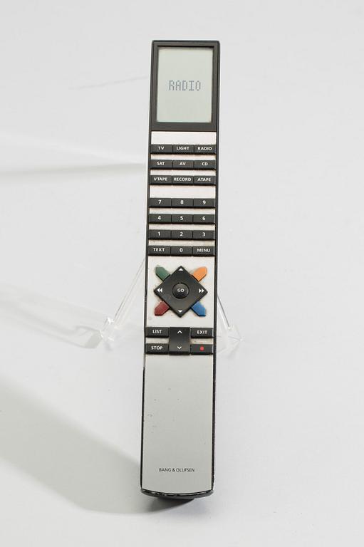 STEREO, "Beosound 2500", David Lewis, Bang & Olufsen, tillverkad mellan 1991-1994.