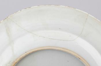 TALLRIKAR, 5 st, porslin, Kina, Qianlong 1736-1795.