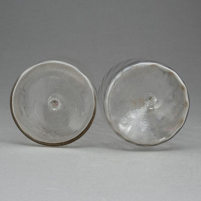FLASKOR, 2 st, glas, 1800-tal.