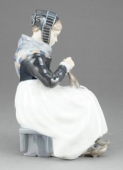 FIGURIN, porslin, Royal Copenhagen, 1900-talets andra hälft.