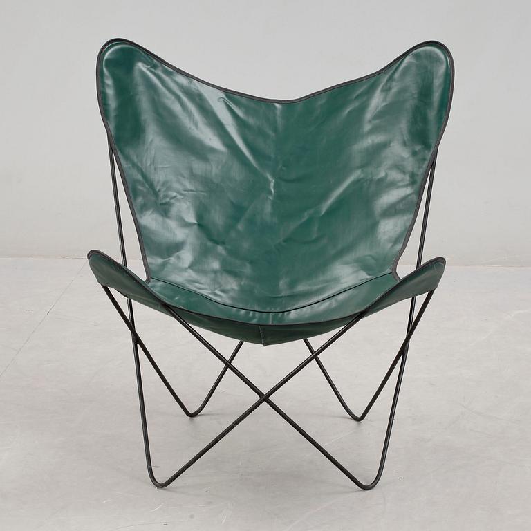 FLADDERMUSFÅTÖLJ, 1900-talets andra hälft.