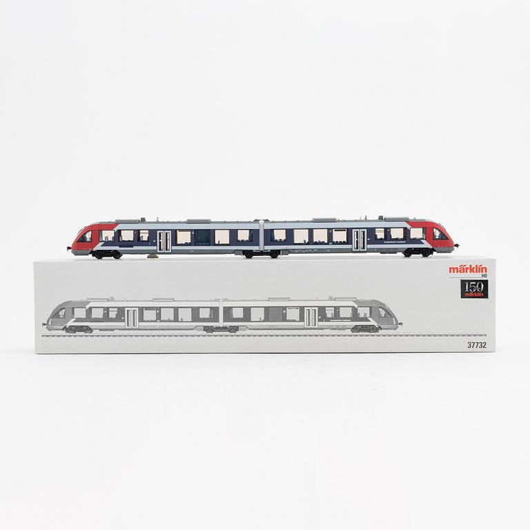 Märklin, rälsbuss, modellnr 37732, spår H0, i kartong.