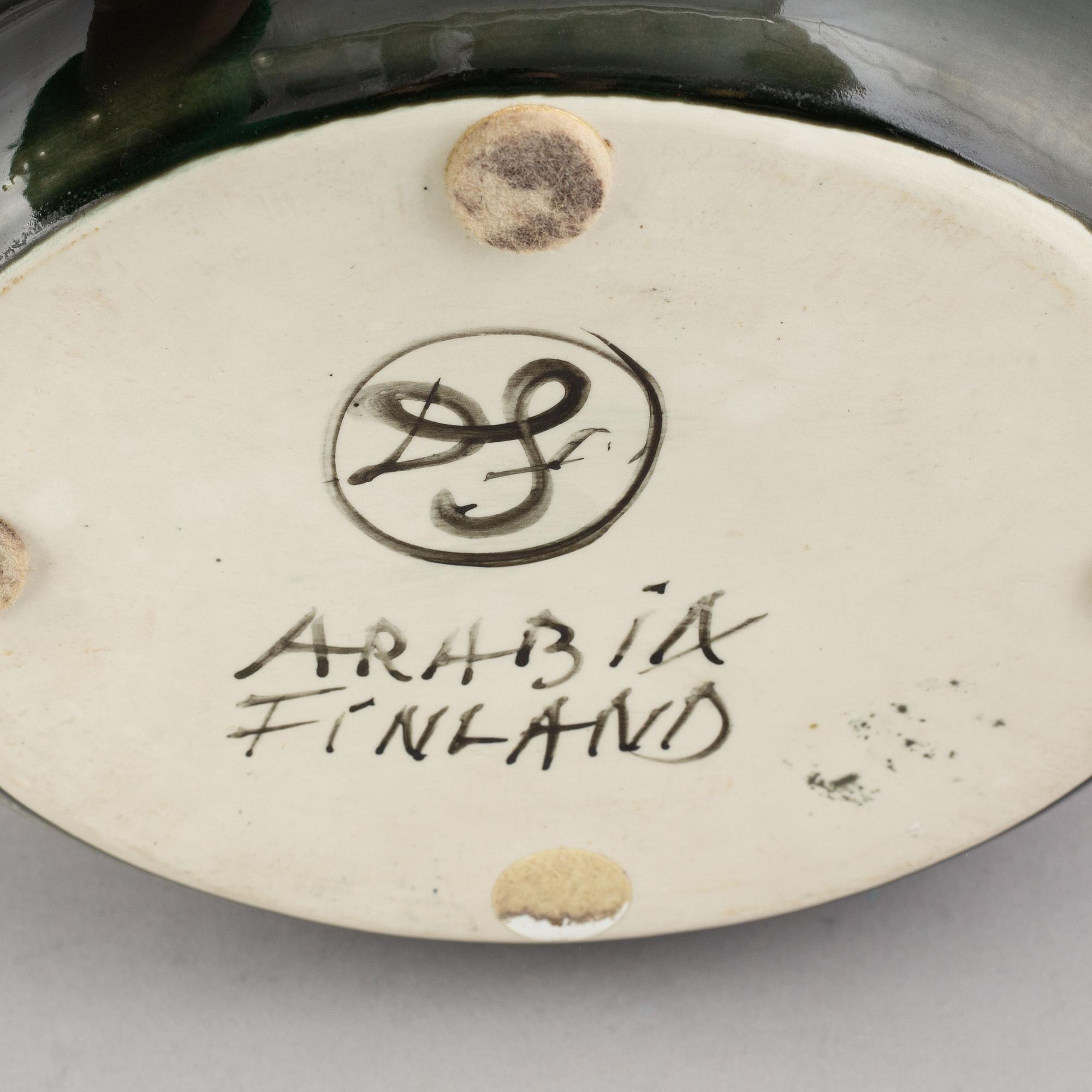 Dorrit Von Fieandt, a porcelain tureen, Arabia, 1980's.