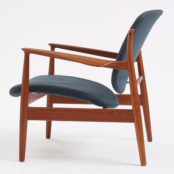 Finn Juhl, a "FD 136" easy chair, France & Daverkosen, Denmark, 1950s.