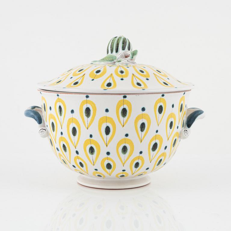 Stig Lindberg, a tureen with cover, Gustavsbergs studio.
