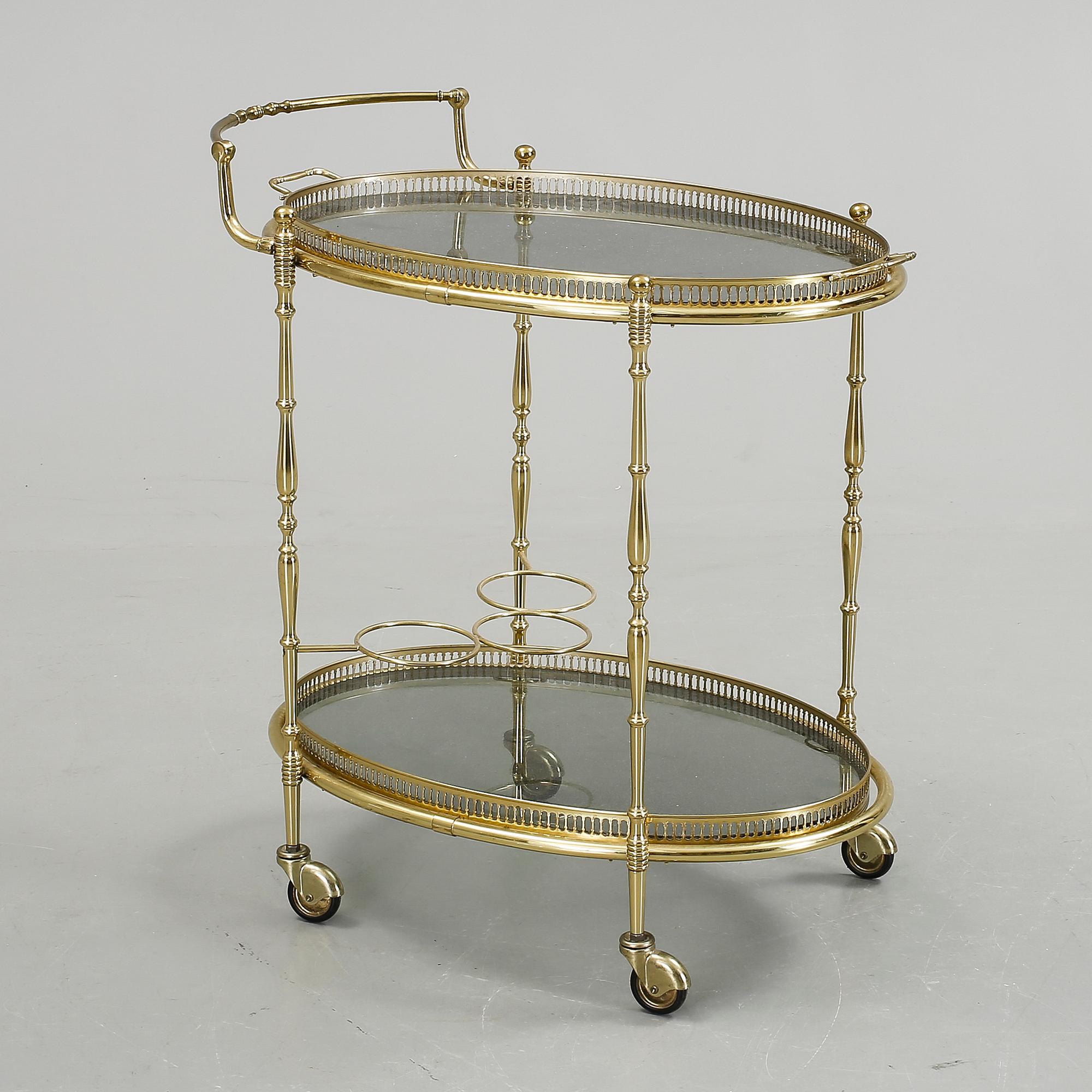 SERVERINGSVAGN, 1900-talets andra hälft.