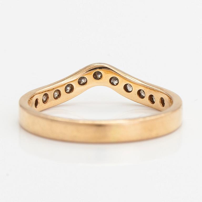 Ring, 18K guld, briljantslipade diamanter totalt ca 0.27 ct, Tillander, Helsingfors 1986.