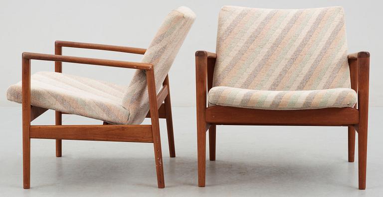 FÅTÖLJER, ett par, 1950/60-tal.