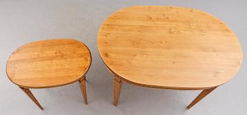 BORD, 2 st, 1900-talets andra hälft.