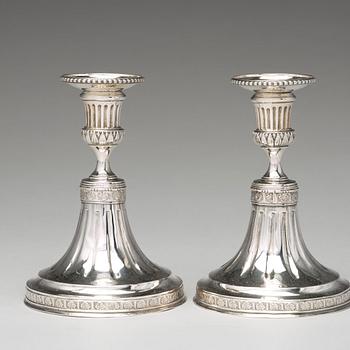 A pair of Swedish 18th century silver candlesticks, mark of Pehr Zethelius, Stockholm 1783.