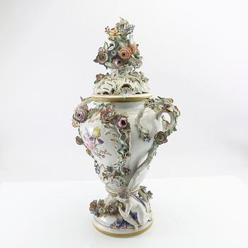 Pottpurri-urna Meissen  rokoko-stil 1910/20-tal.